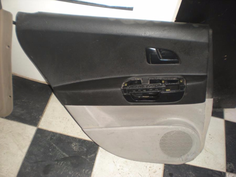 2011 KIA CEED ORJINAL SÖKME SOL ARKA KAPI DÖŞEMESİ