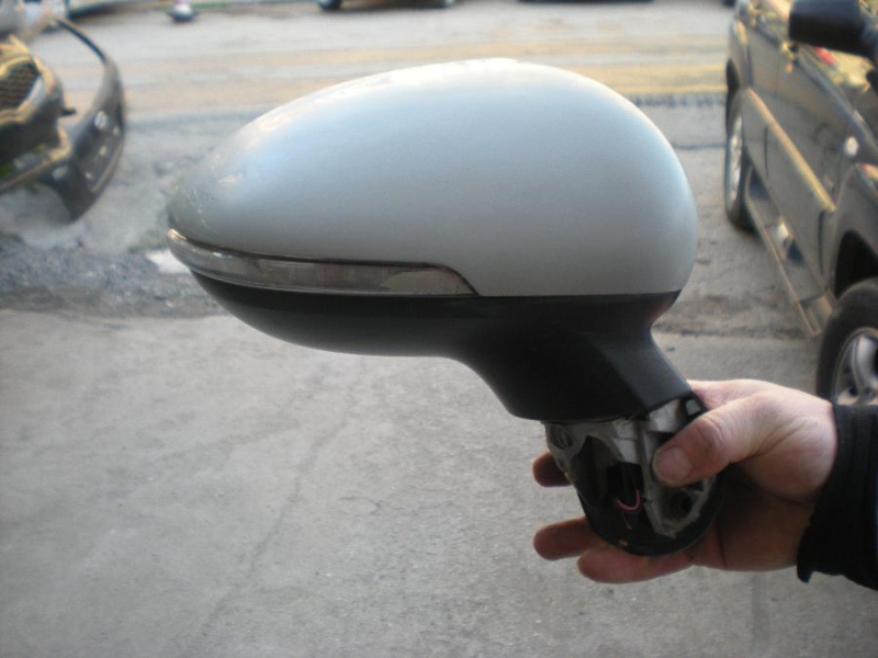 2012 SONRASI KIA RİO DİKİZ AYNASI MEVCUT