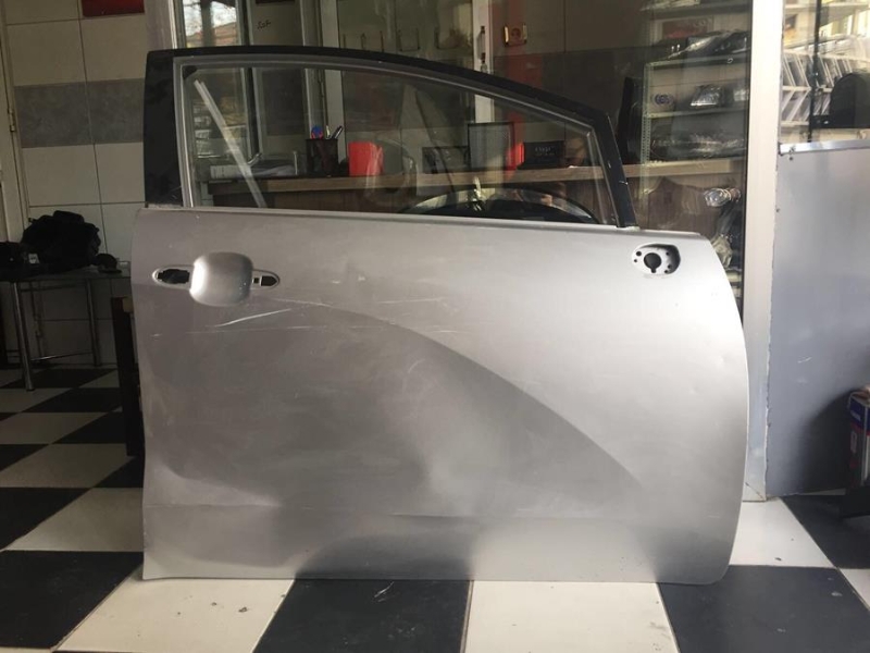 2015 KIA RİO SAĞ ÖN KAPI SÖKME VE ÇIKMA YEDEK PARÇA