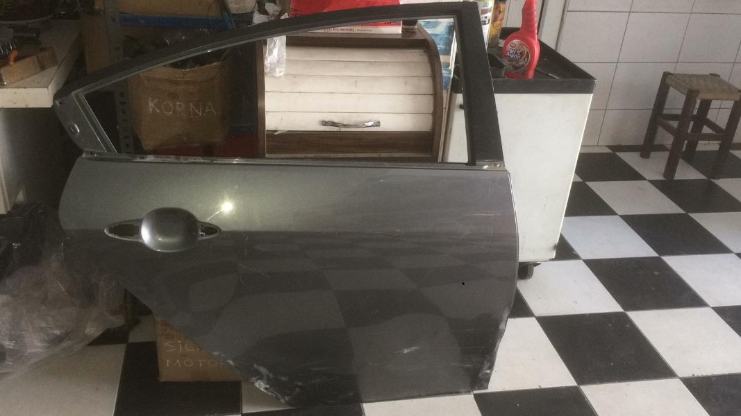 2017 KIA CERATO SAĞ ARKA KAPI ÇIKMA VE SÖKME PARÇA