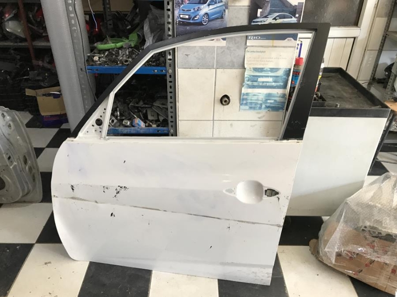 ARAÇTAN SÖKME VE ÇIKMA KIA VENGA SOL ÖN KAPI MEVCUT