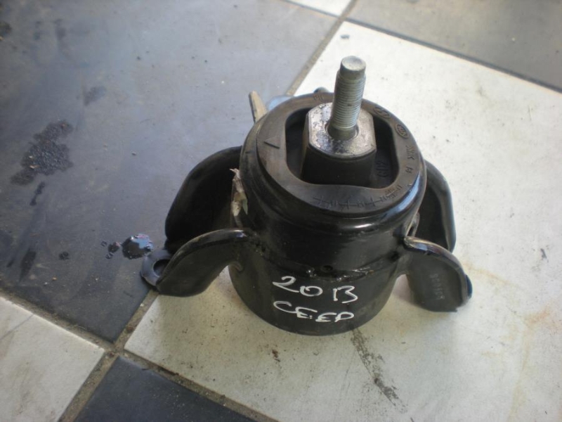 çıkma sökme kıa ceed 2013 motor kulağı