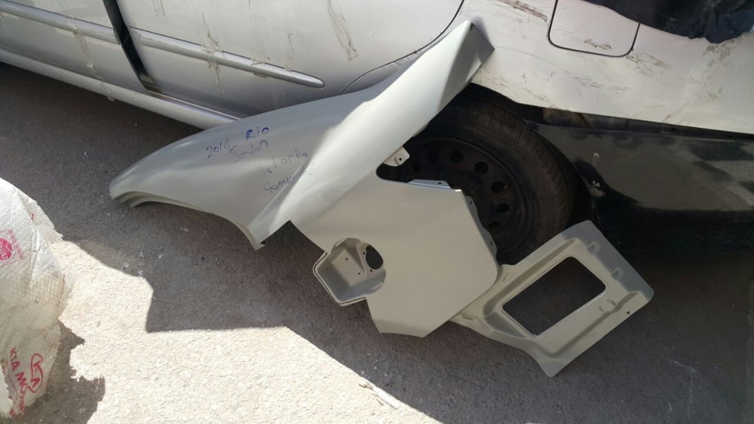 ÇIKMA VE SÖKME KIA RİO ARKA ÇAMURLUK MEVCUT