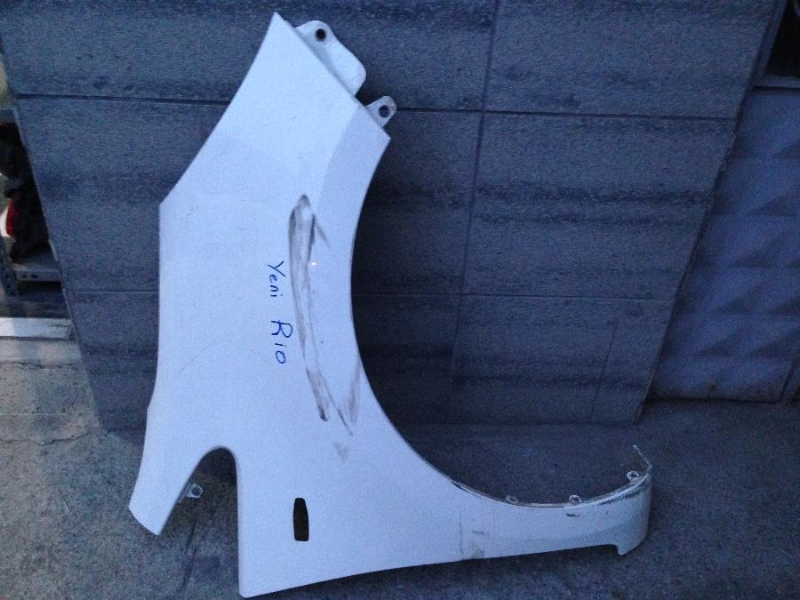 ÇIKMA VE SÖKME KIA RİO SAĞ ÖN ÇAMURLUK