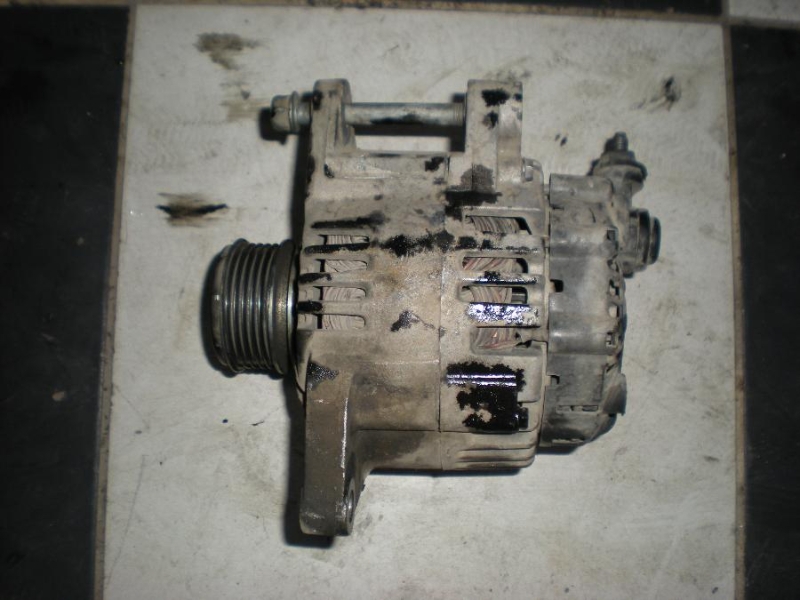 ÇIKMA VE SÖKME PARÇA KIA CERATO ŞARJ DİNAMOSU