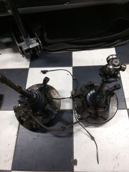 fıat fiorino ikinci el çıkma ve sökme aks taşıyıcı