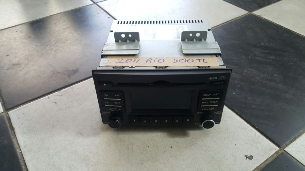 ikinci el çıkma kıa rio teyp satılık