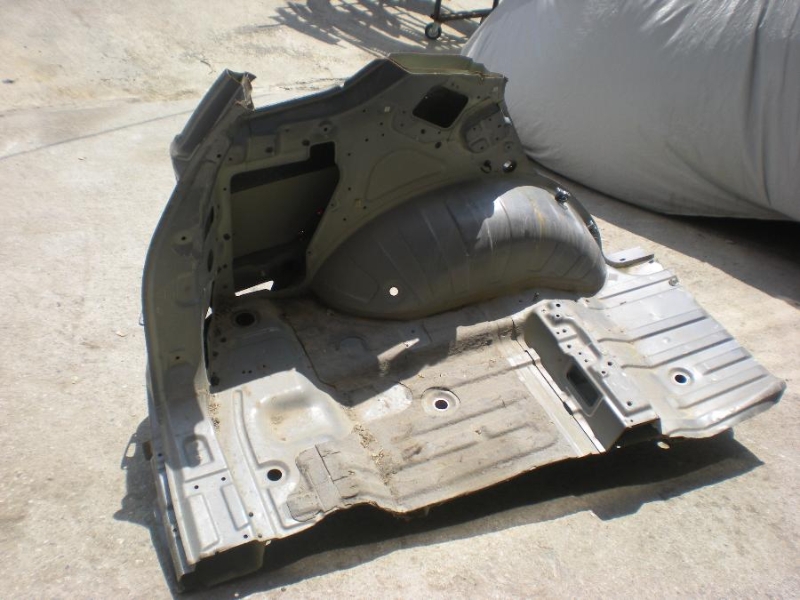 İKİNCİ EL ÇIKMA KIA SORENTO KOMPLE SAĞ ARKA YAN MEVCUT