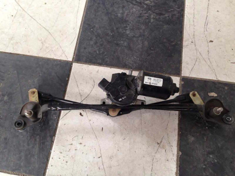 İKİNCİ EL ÇIKMA ORJINAL KIA CERATO SİLECEK MANİVELASI