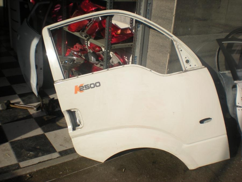 KIA BONGO SAĞ KAPI SÖKME ÇIKMA YEDEK PARÇA