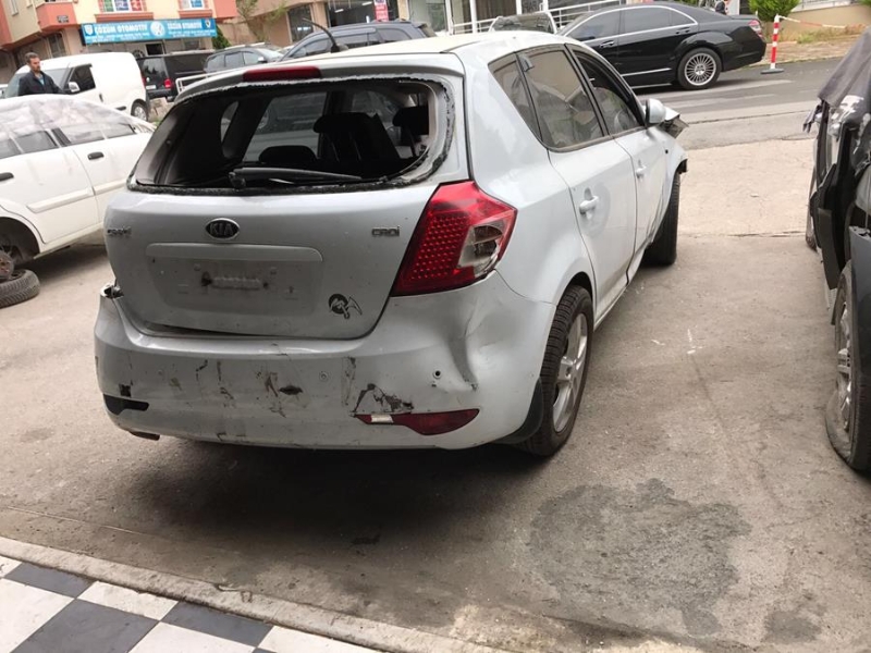 kia ceed 2011 hurda belgelidir tüm orjinal sökme parçaları