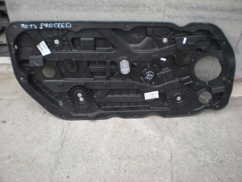 KIA CEED ÇIKMA KAPI PANZOTU TEK KAPI