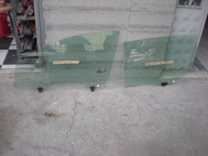 KIA CEED ÇIKMA ORJINAL KAPI CAMLARI