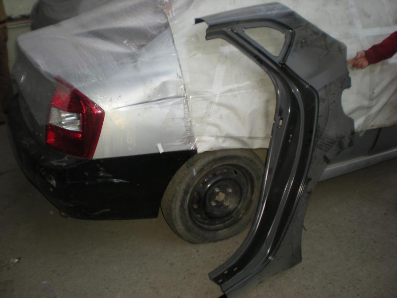 KIA CEED SOL ARKA ÇAMURLUK