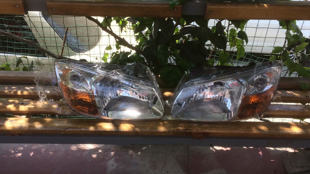 kia cerato 2007 2009 çıkma sökme far