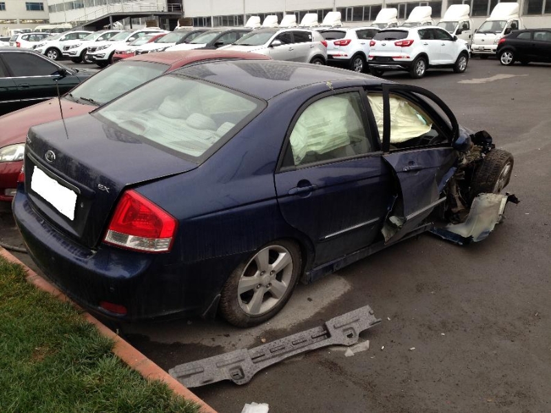 kia cerato 2007 hurda belgelidir komple parçaları satılıktır