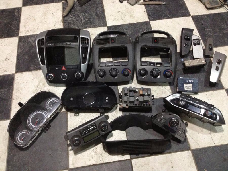 KIA CERATO ÇIKMA GÖSTERGE PANELLERİ