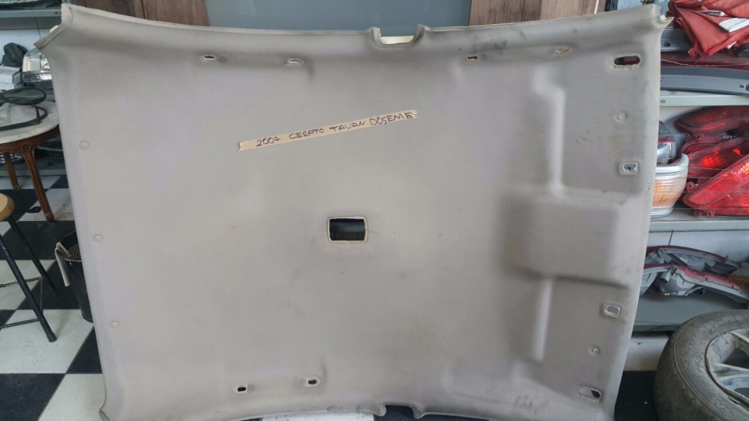 KIA CERATO ÇIKMA YEDEK PARÇA TAVAN DÖŞEMELERİ MEVCUT