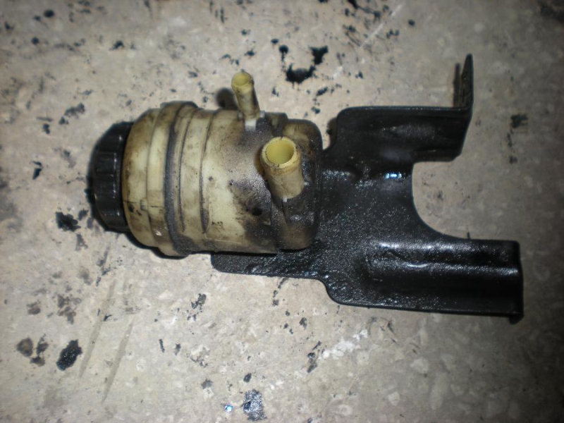 kıa çıkma sökme sorento hidrolik bidonu