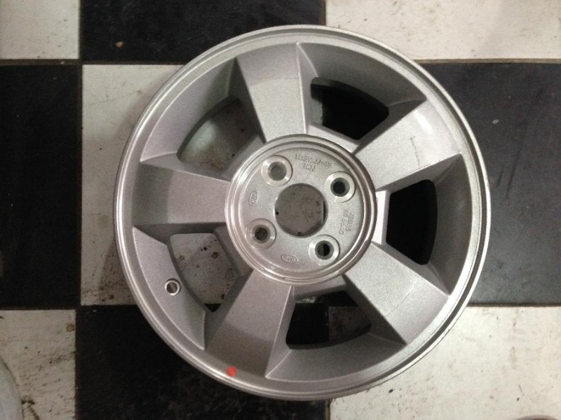 kia picanto çıkma sökme jantlar mevcut