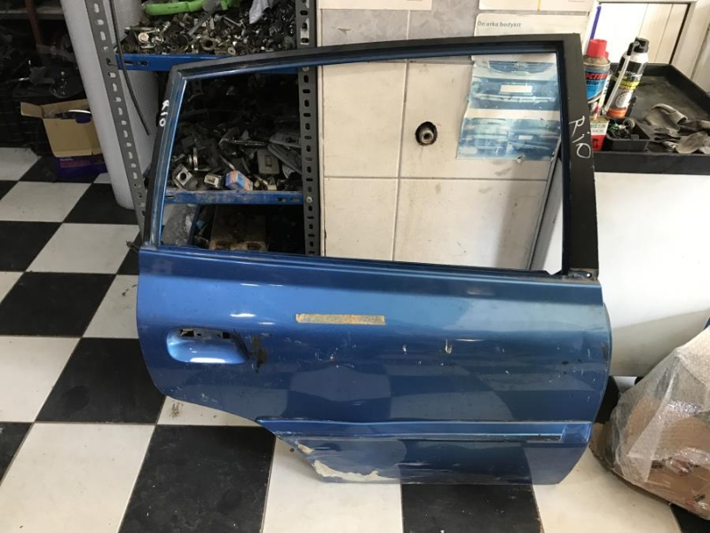 KIA RİO 2003 MODEL SAĞ ARKA KAPI SÖKME VE ÇIKMA PARÇA