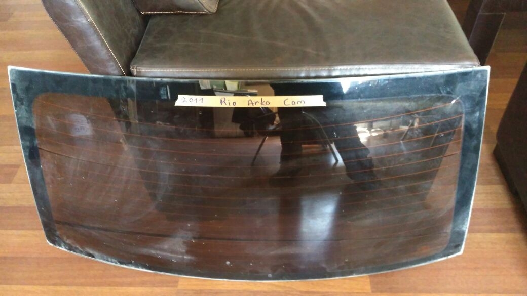 KIA RİO ARKA CAM ÇIKMA ARAÇTAN SÖKME PARÇA