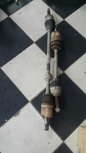 KIA RİO ÇIKMA AKSLAR