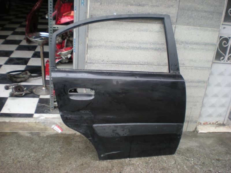 KIA RİO ÇIKMA SAĞ ARKA KAPI