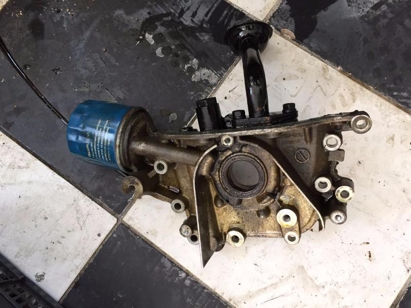 KIA RİO ÇIKMA SÖKME YEDEK PARÇA YAĞ POMPASI SATILIKTIR