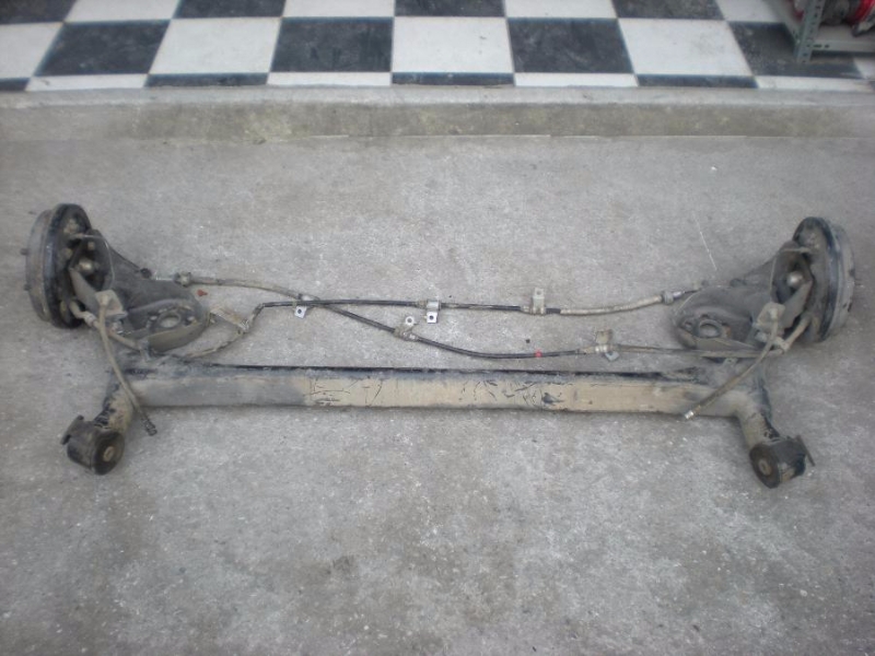 KIA RİO ÇIKMA VE SÖKME ORJ ARKA TRAVERSLER MEVCUT