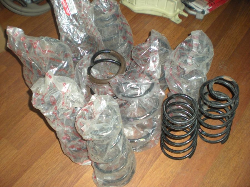 KIA RİO ORJINAL ÇIKMA PARÇA TÜM SERİ AMORTİSÖR YAYLAR MEVCUT