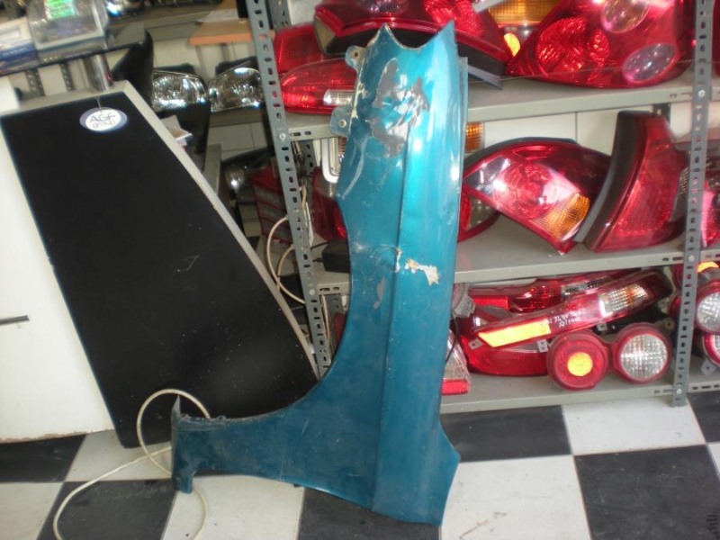 KIA SEPHİA SAĞ SOL ÇAMURLUKLAR SÖKME VE ÇIKMA MEVCUT