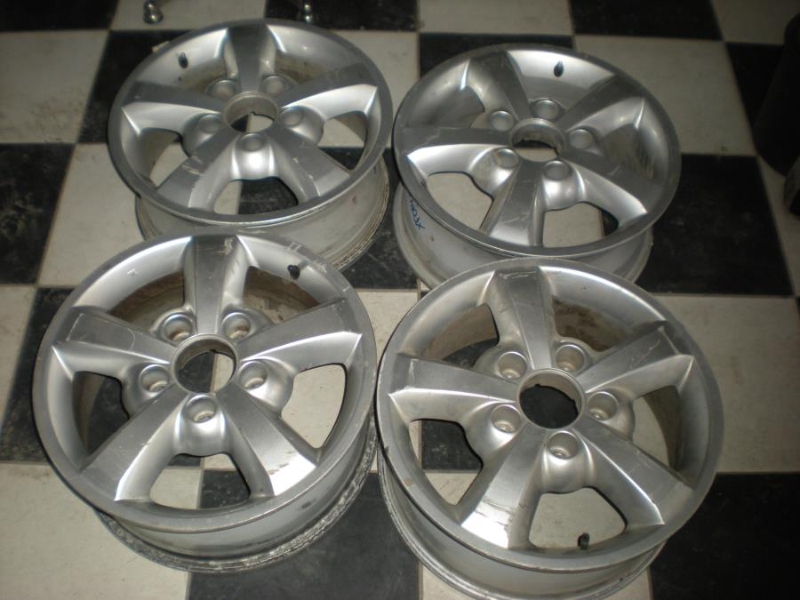 kia sorento  çıkma sökme jantlar mevcut