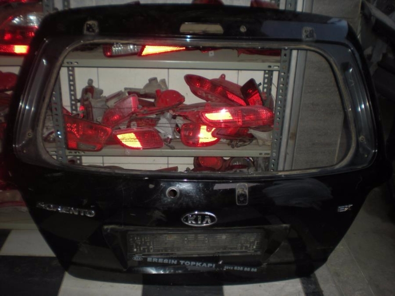 KIA SORENTO ÇIKMA BAGAJ KAPILARI