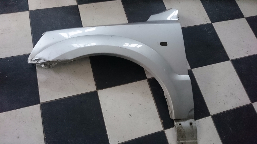 Kia Sorento Çıkma Ön Çamurluk