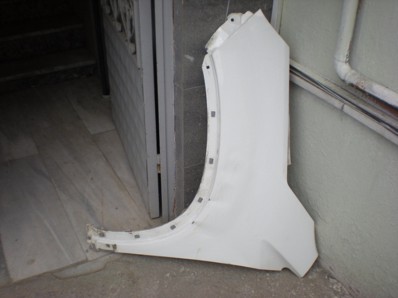 KIA SORENTO ÇIKMA SOL ÖN ÇAMURLUK 2011 MODEL