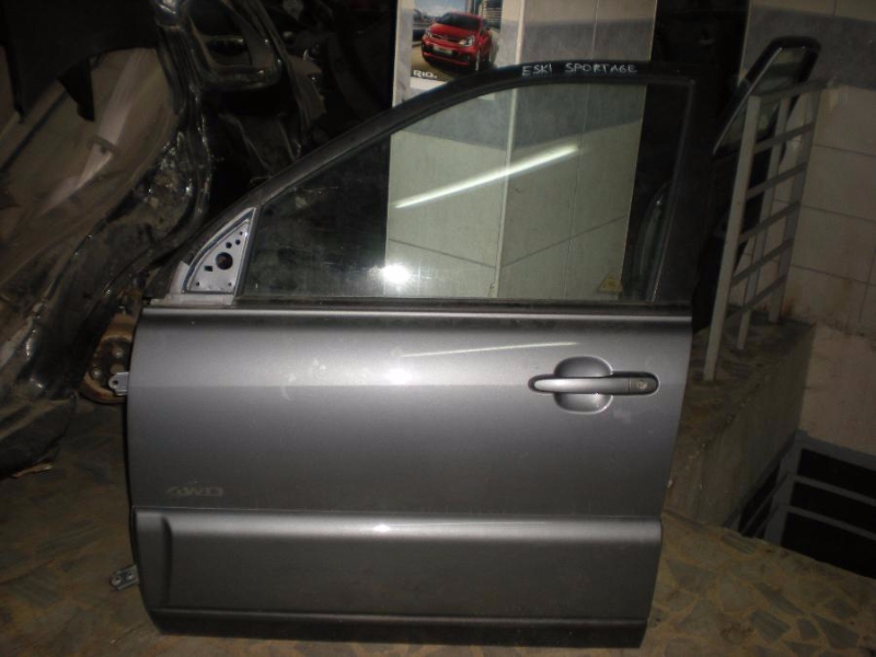 KIA SPORTAGE ÇIKMA DOLU SOL ÖN KAPI