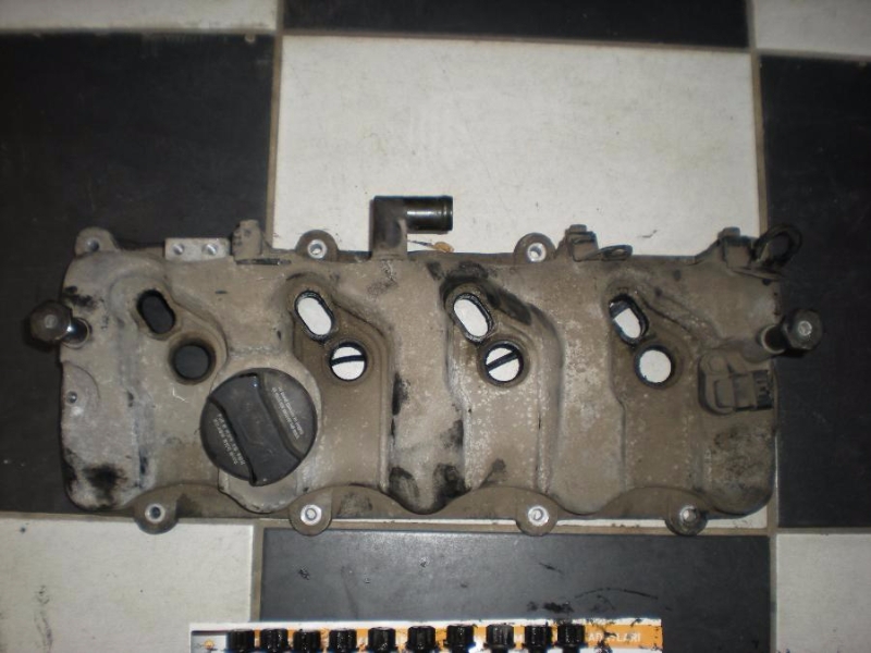 KIA SPORTAGE ÇIKMA ÜST KAPAK