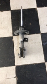 kia sportage yeni çıkma parça orjinal amortisörler mevcuttur