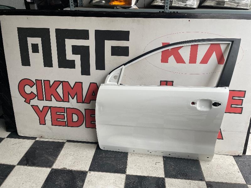 kia stonic çıkma sol ön kapı beyaz