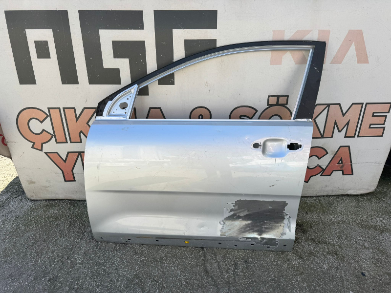kia stonic çıkma sol ön kapı