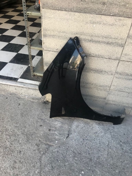 kia venga orjinal yedek parça çamurluk satılıktır