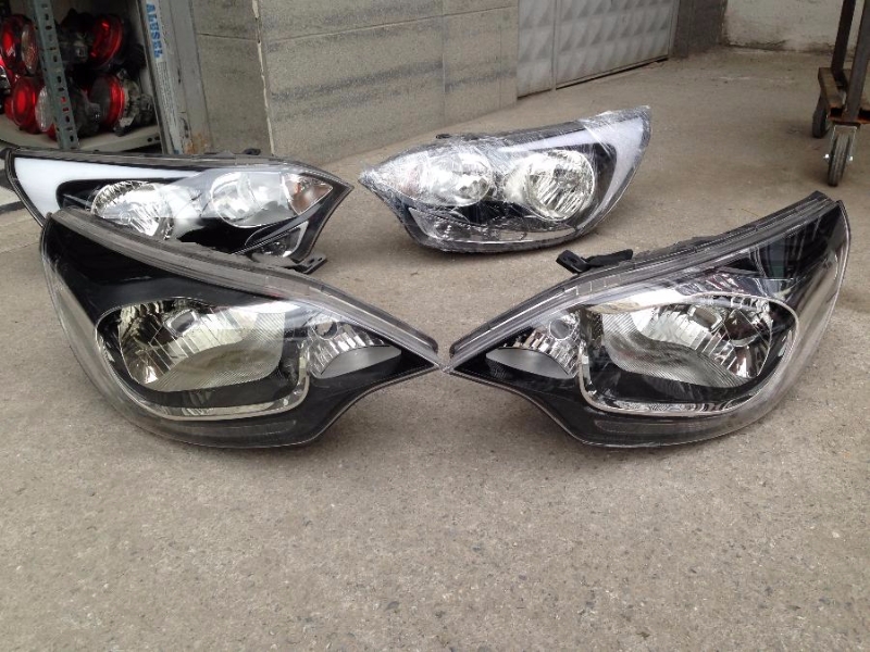 ORJİNAL ÇIKMA VE SÖKME KIA RİO FAR TAKIMLARI