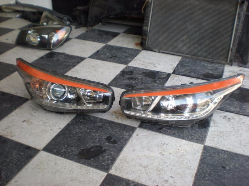 SIFIR ORJINAL VE ÇIKMA SAĞ SOL FAR TAKIMLARI KIA CEED