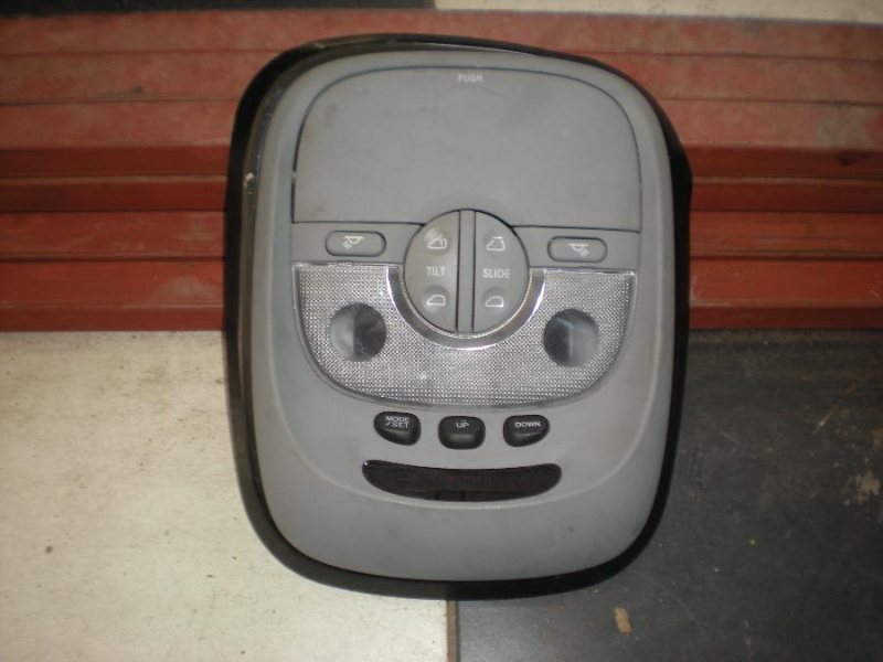 SÖKME VE ÇIKMA KIA SORENTO TAVAN LAMBASI MEVCUT