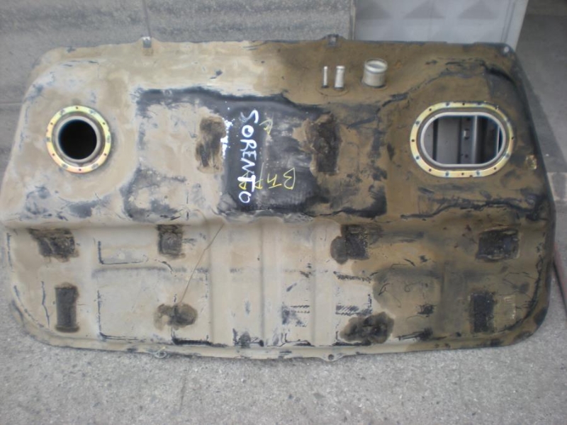 YEDEK PARÇA ÇIKMA KIA SORENTO YAKIT DEPOSU