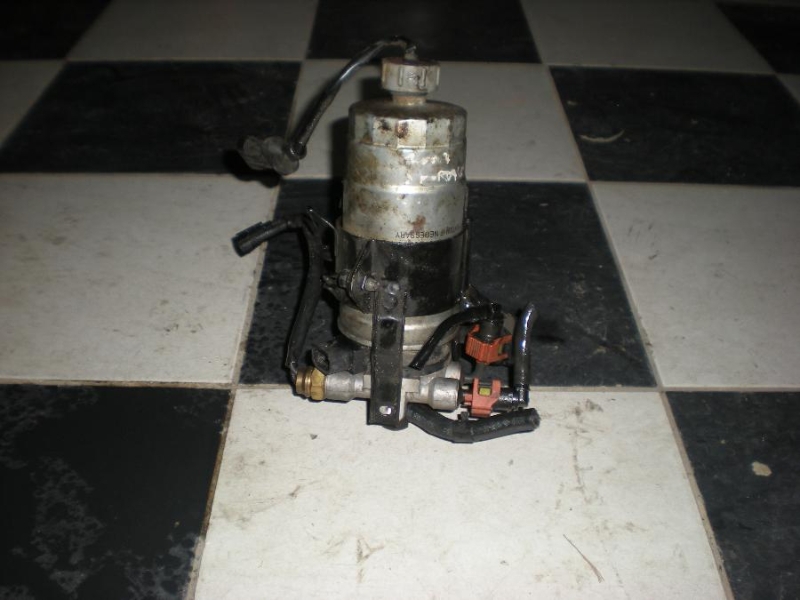 YEDEK PARÇA ÇIKMA VE SÖKME KIA SPORTAGE YAKIT DAĞITICI