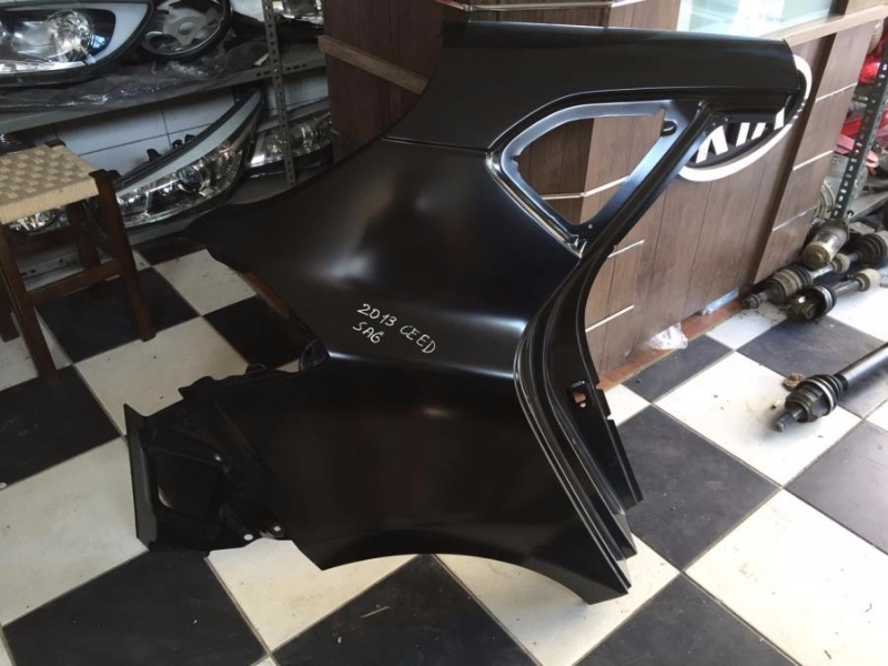 YENİ MODEL ORJINAL ÇIKMA KIA CEED ARKA ÇAMURLUKLAR